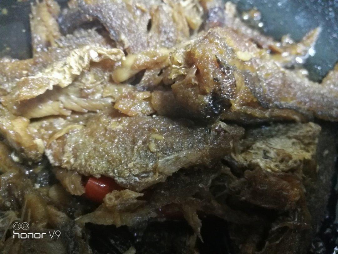 酥鱼罐头