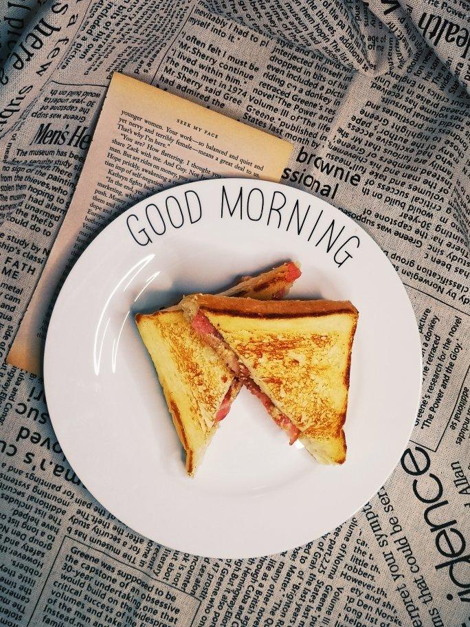 猫王三明治（The Elvis Sandwich）