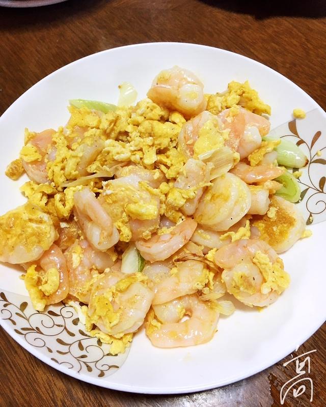 虾仁炒蛋
