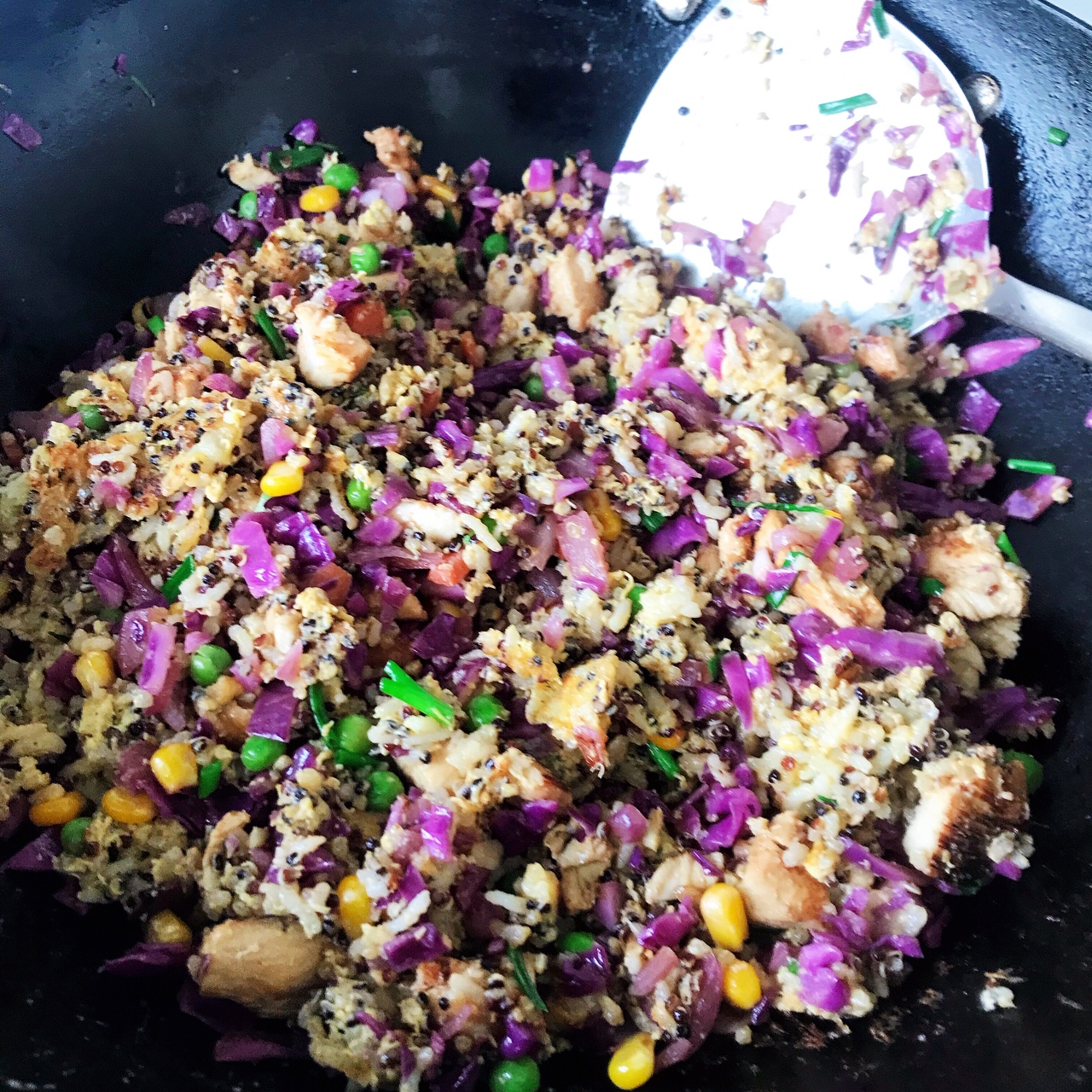 减脂餐-鸡胸肉紫甘蓝黎麦炒饭的做法