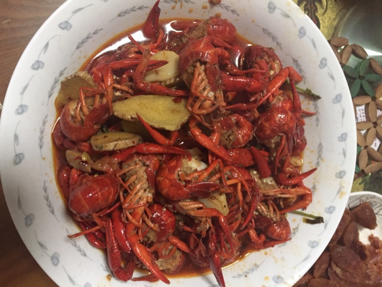 麻辣小龙虾