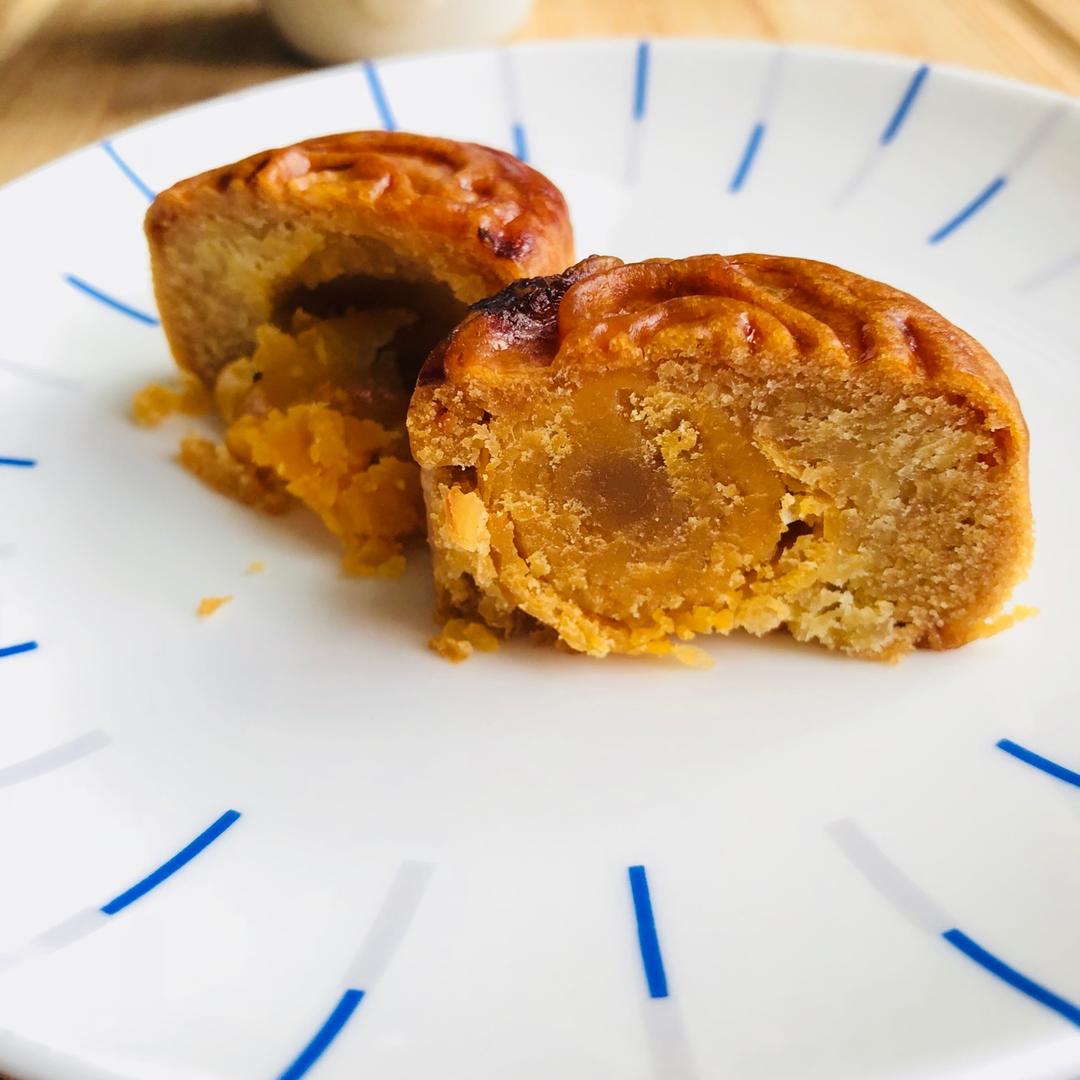 榴莲蛋黄月饼