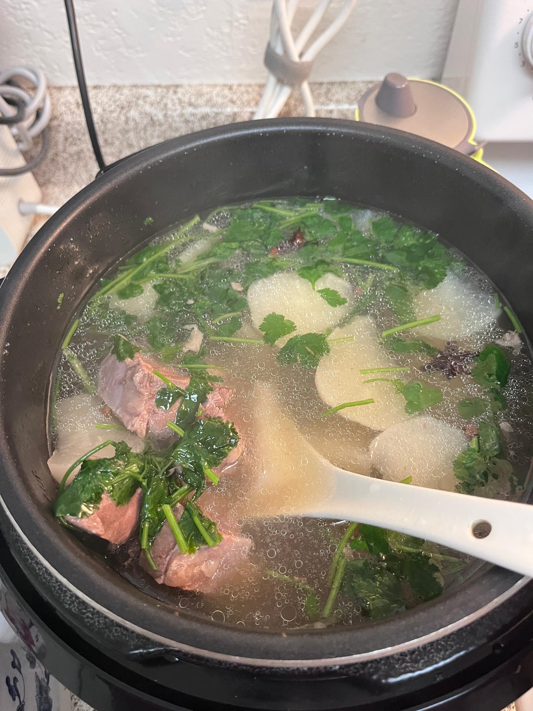 清炖羊肉汤
