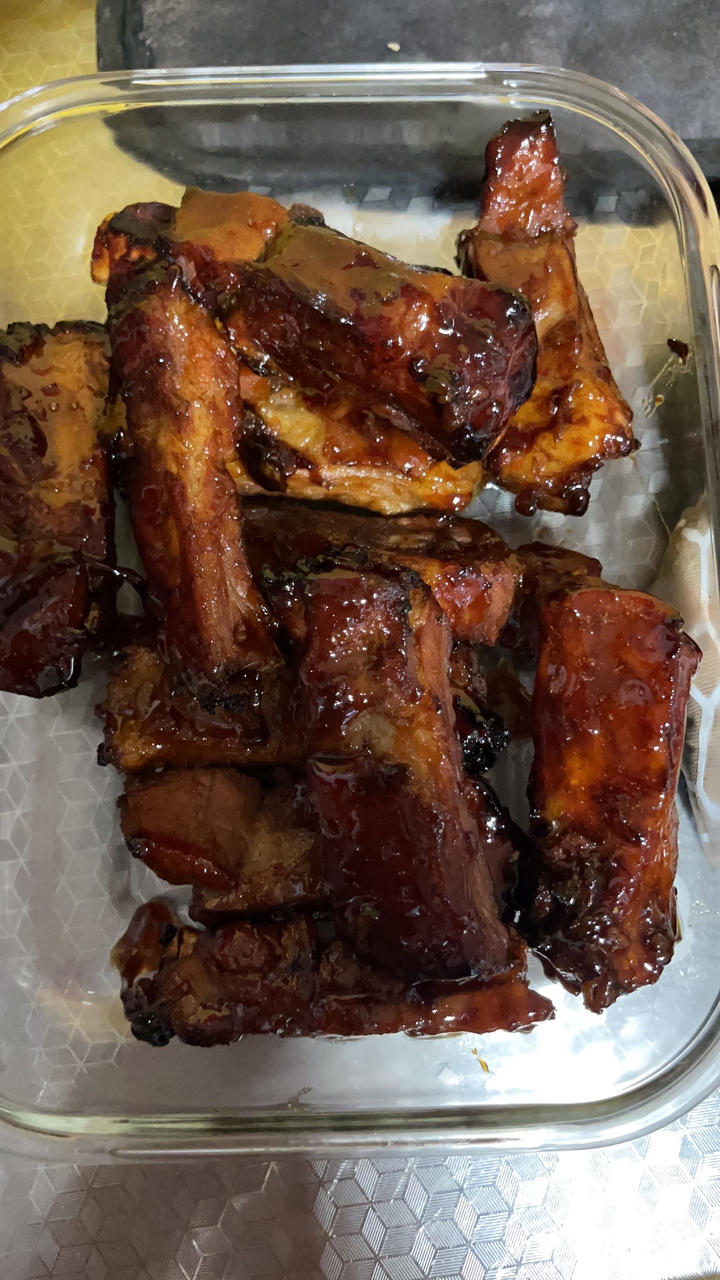 蜜汁烤肋排