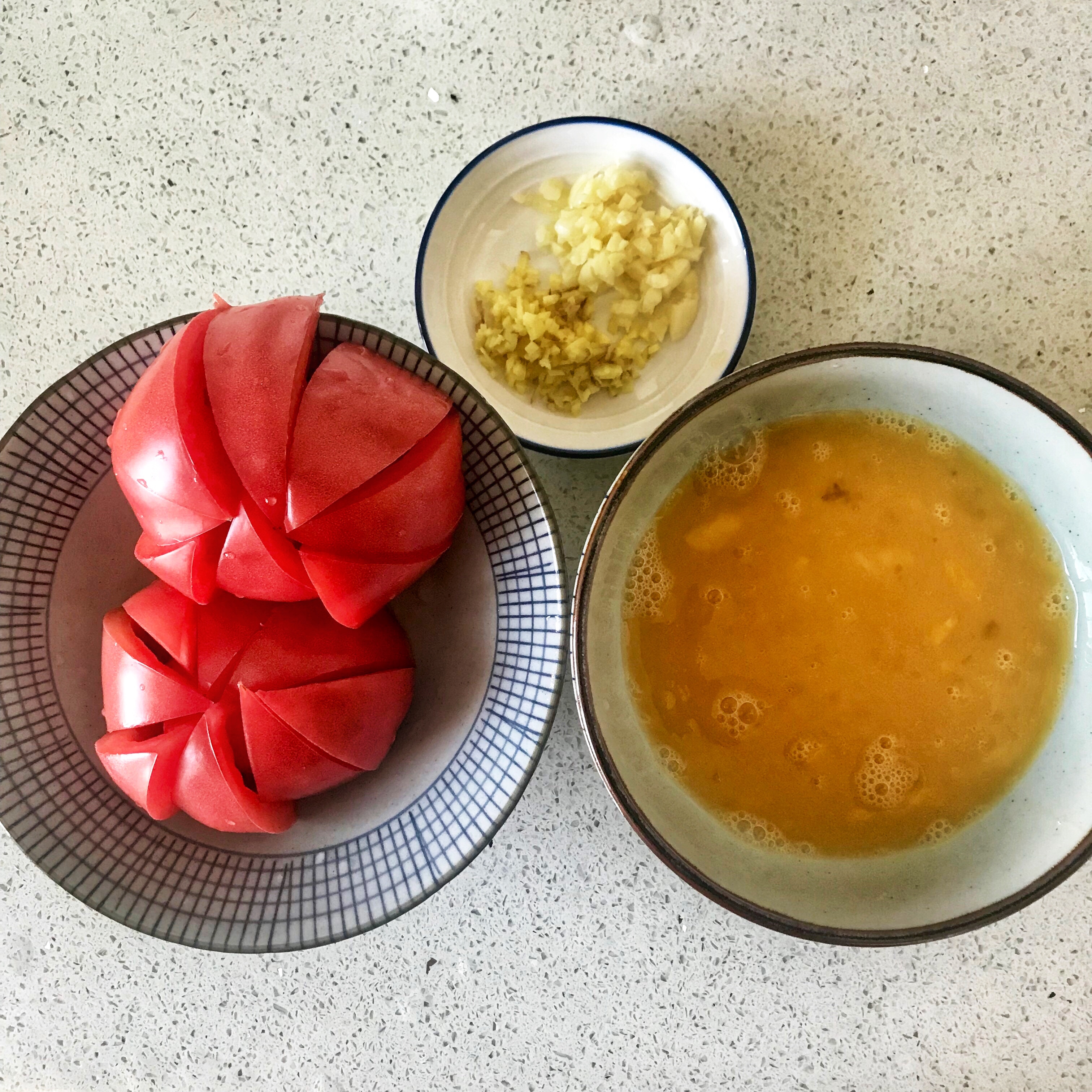 饭｜番茄炒蛋Scrambled Eggs with Tomatoes的做法 步骤2