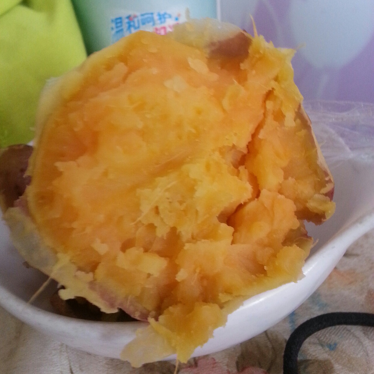 保鲜膜大法版微波炉烤红薯