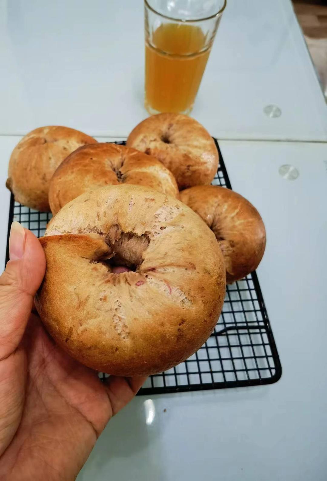 玫瑰奶酪贝果