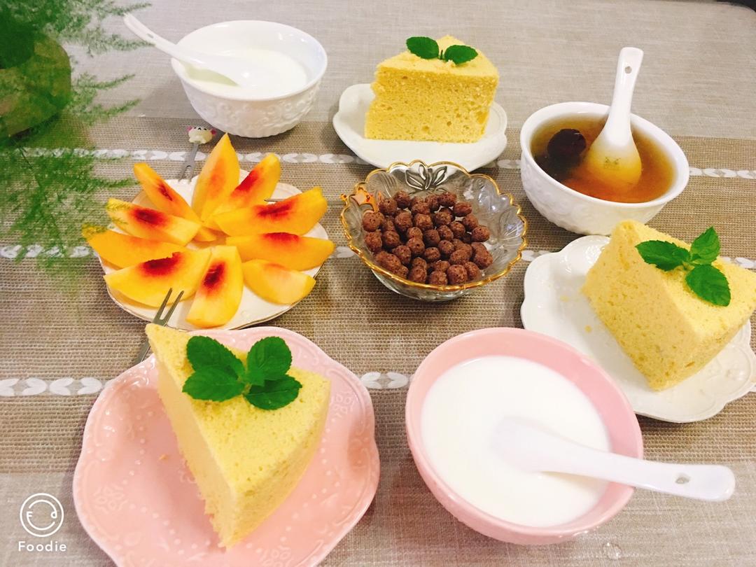 小米蛋糕                       （蒸的不上火）