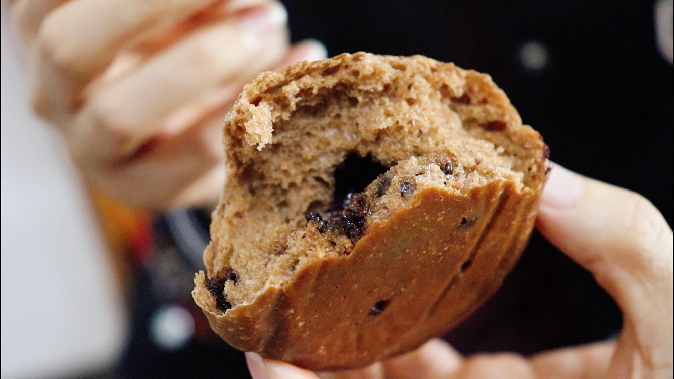 爆浆巧克力流心可可面包的做法