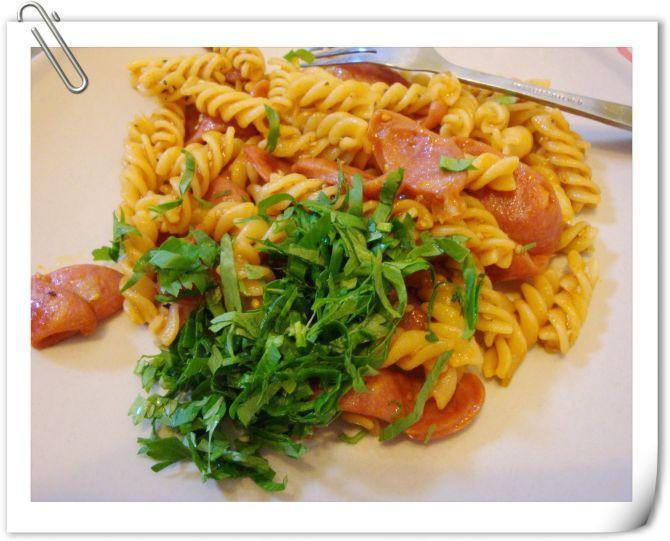 台式香肠拌意面的做法