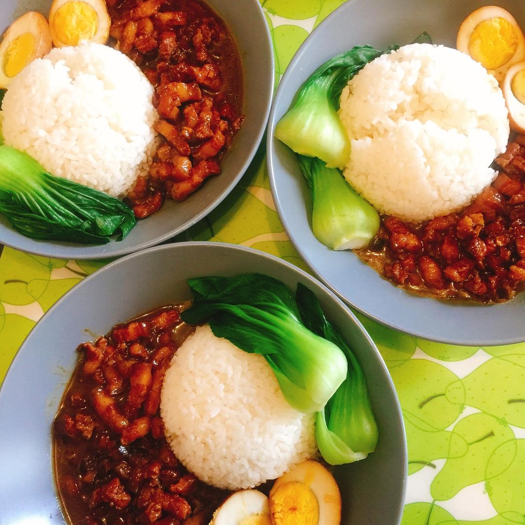 洋葱酥卤肉饭