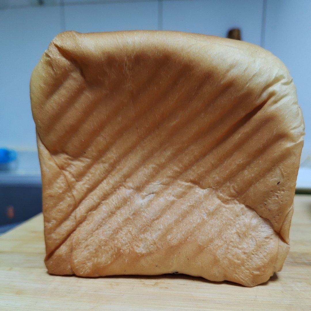 鲜奶红豆生吐司