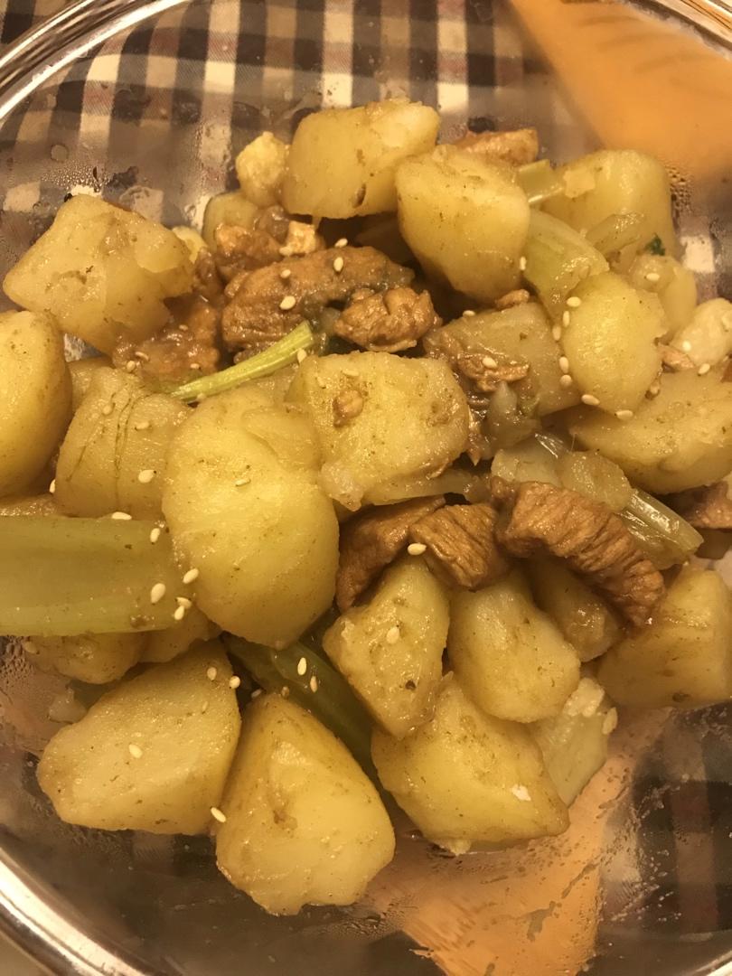 土豆炖肉