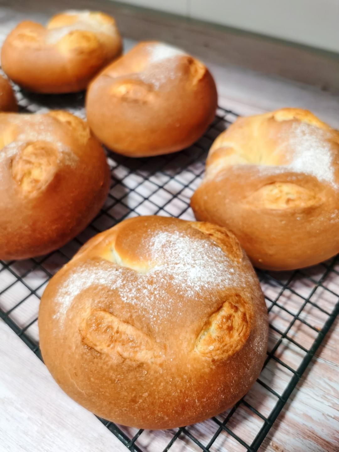 比云朵还软的牛奶面包，液种法甜面包太好吃了！