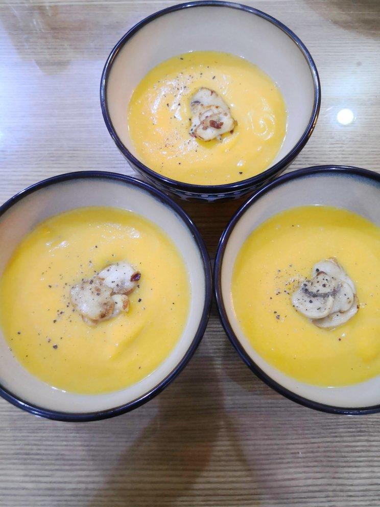 好喝到晕厥的🎃南瓜浓汤