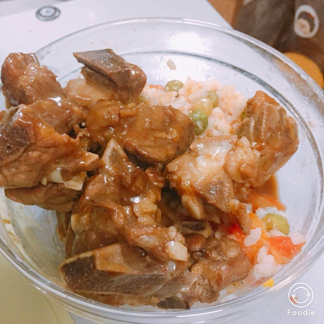 红烧排骨