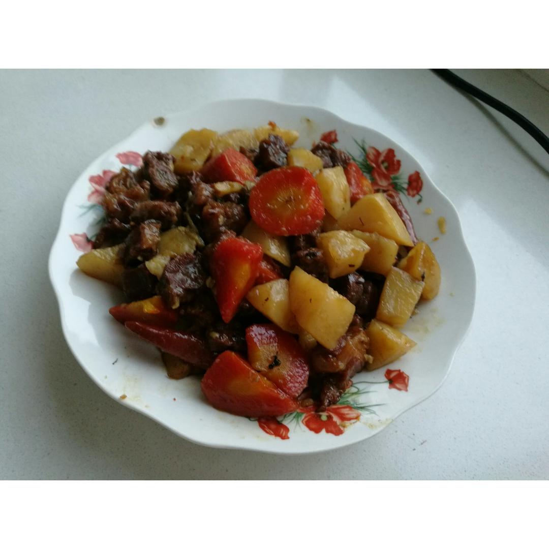土豆烧牛肉