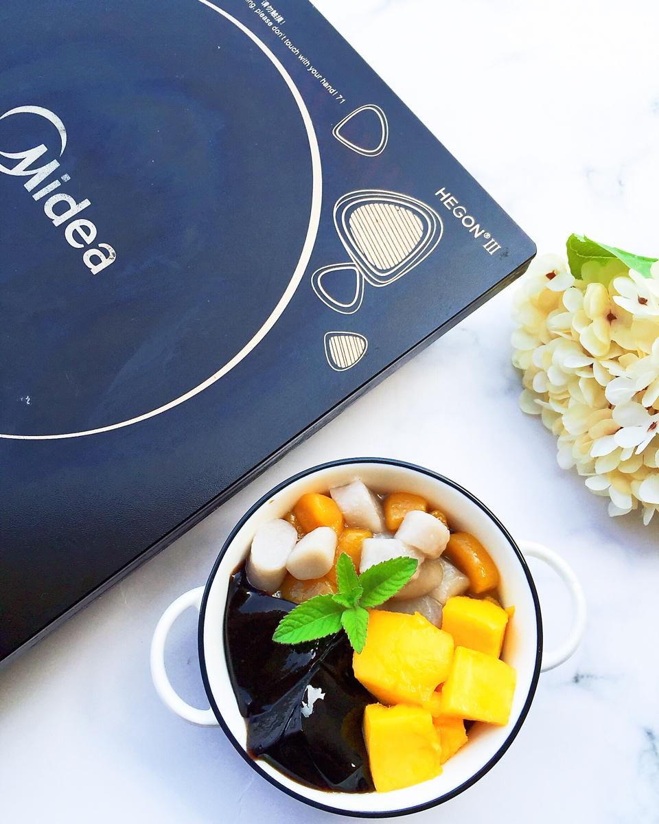 草莓椰奶西米露