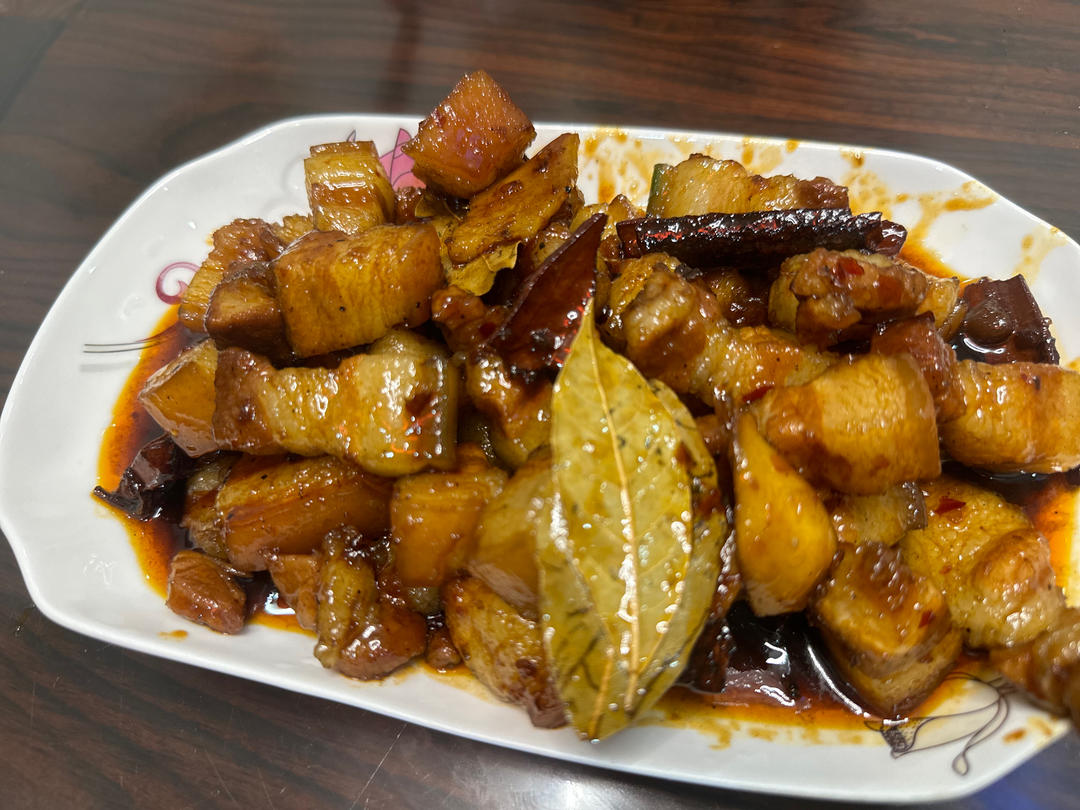 家常版的红烧肉（一点都不腻，软，糯)