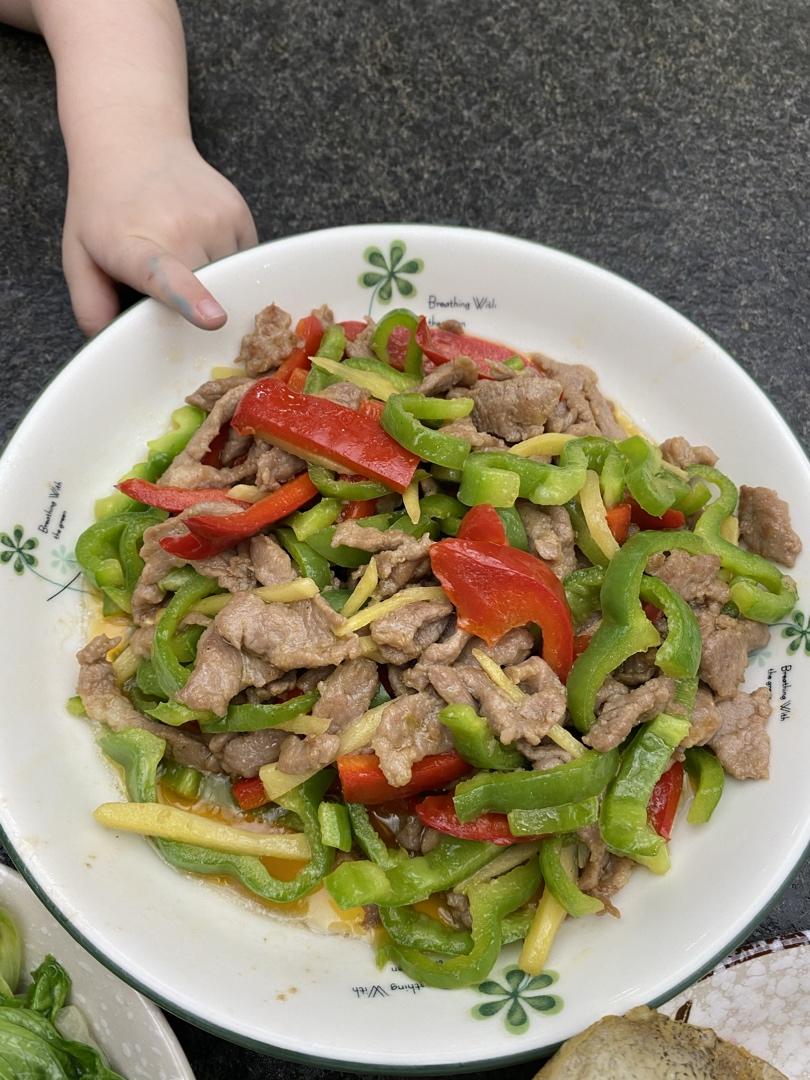 家常菜青椒炒肉