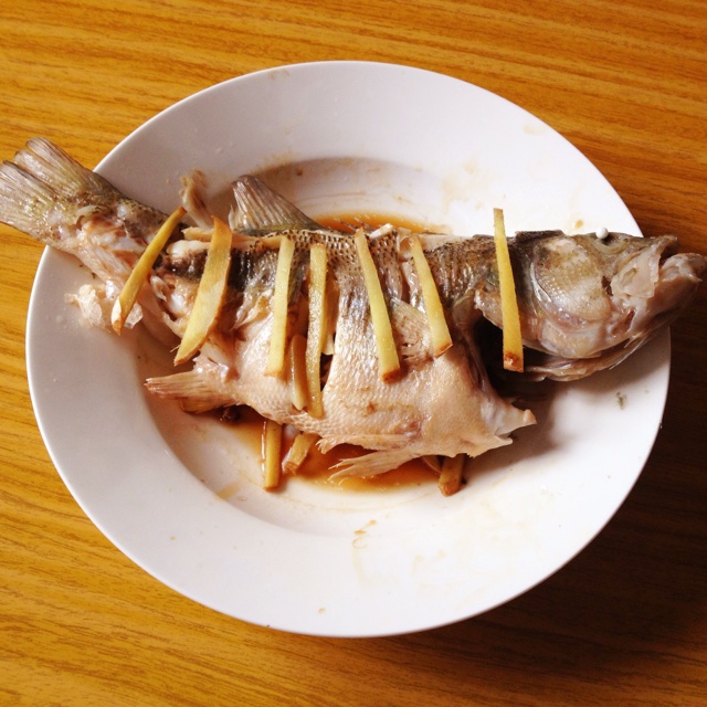 清蒸鲈鱼