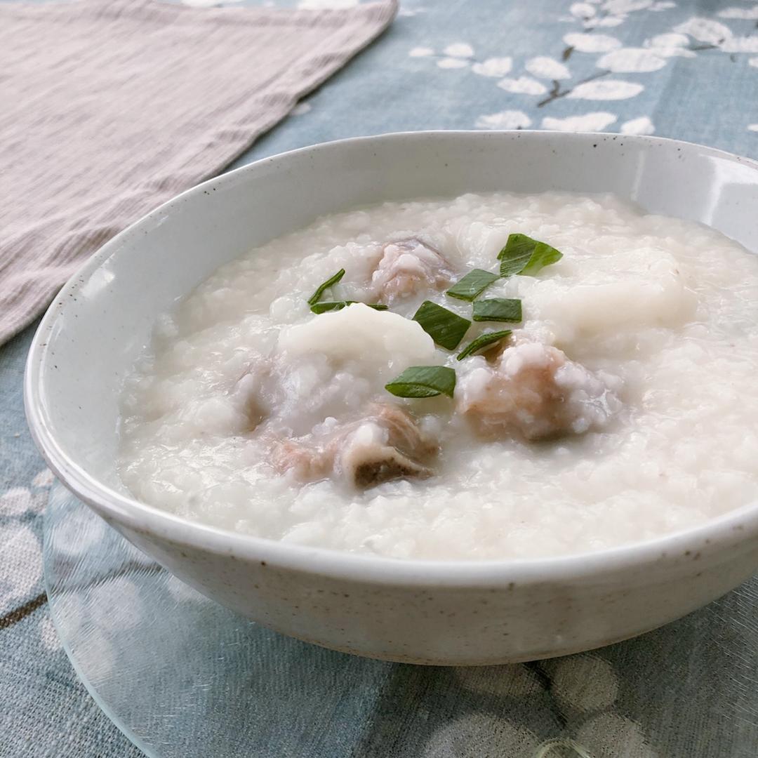 电饭煲山药排骨粥
