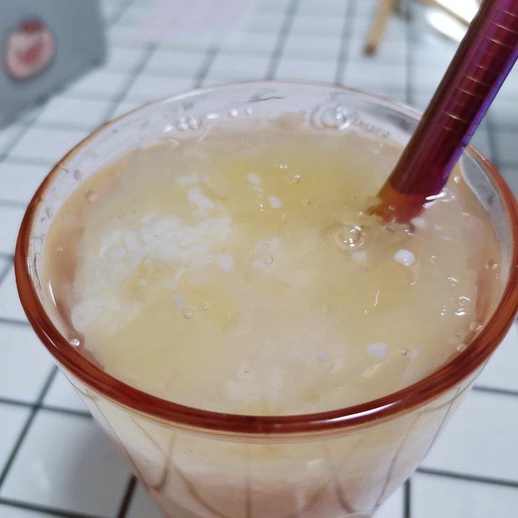 媲美coco奶茶的酒酿枸杞银耳