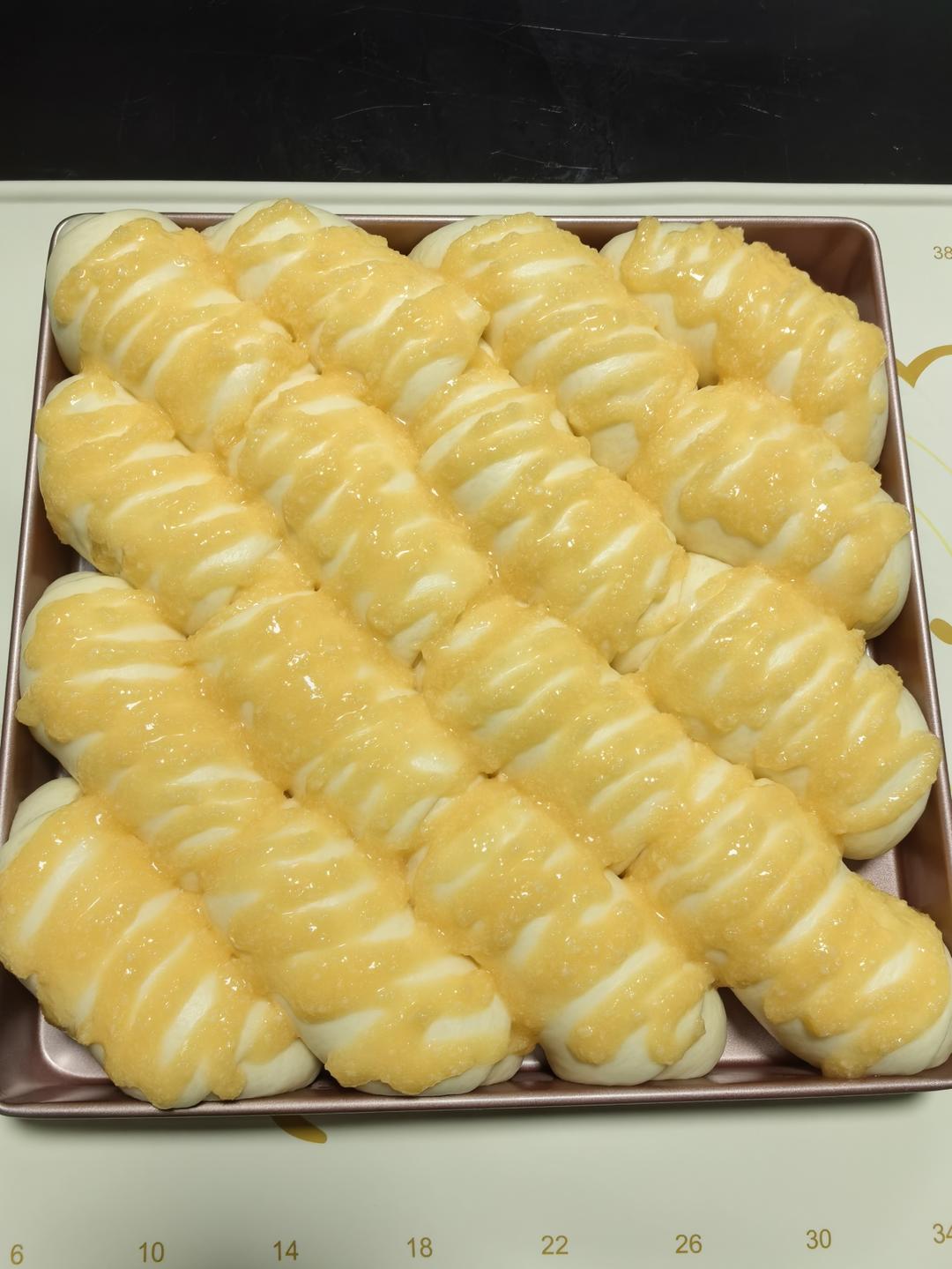 椰蓉面包这么做，不出油松软又好吃，是我理想中餐包的样子！