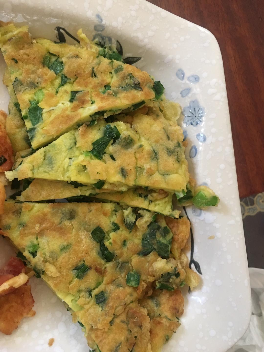 韭菜鸡蛋饼的做法