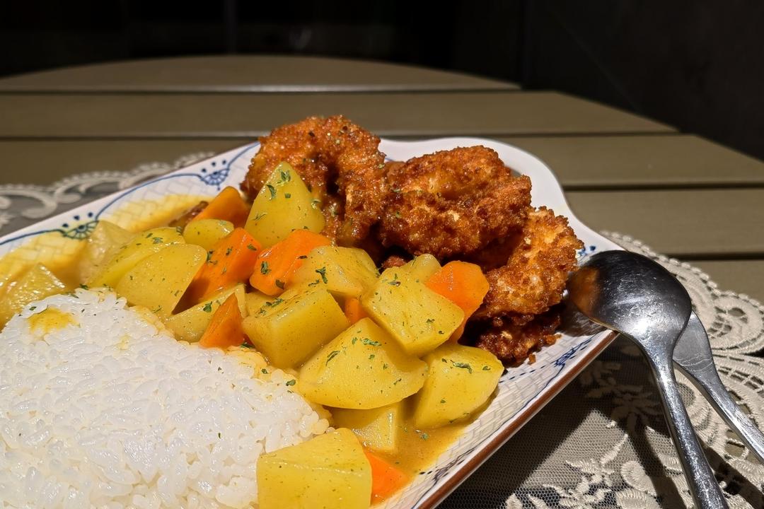 柯南黄金炸虾咖喱饭