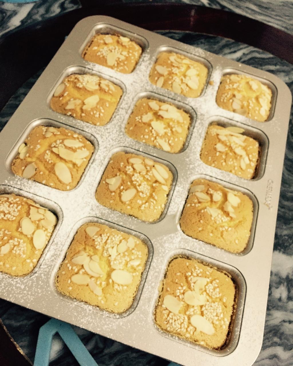 学厨12连模之甜甜圈海绵小蛋糕