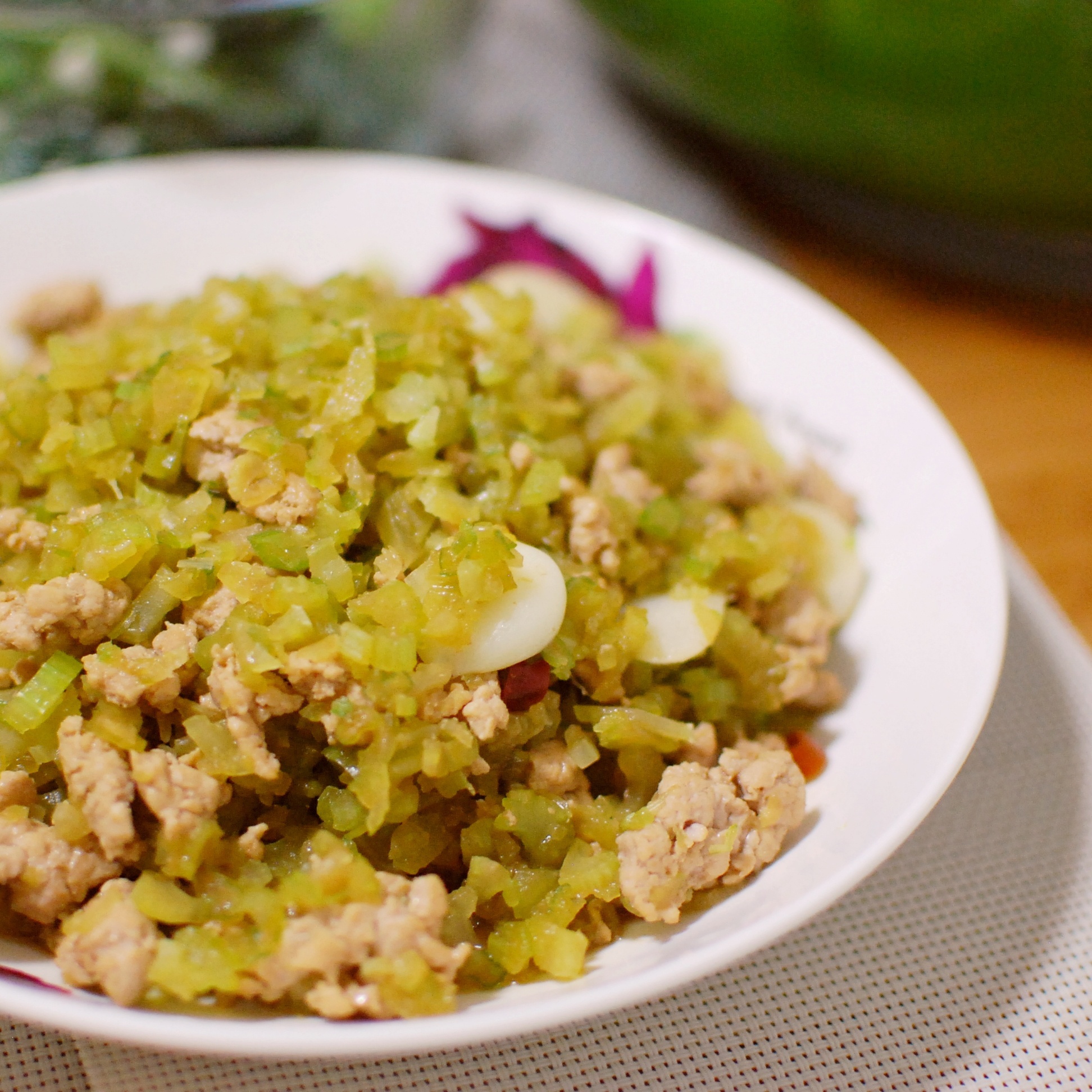 芹菜牛肉末「下饭神器」