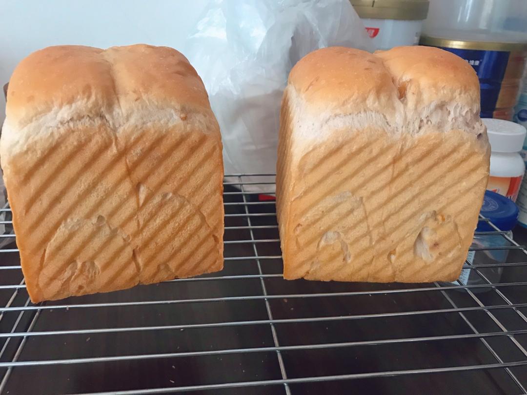 玫瑰果酱蛋白吐司~天然酵种(波兰种)