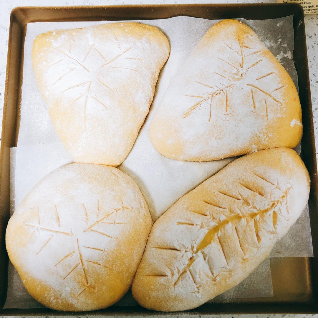 椰香南瓜麻薯软欧