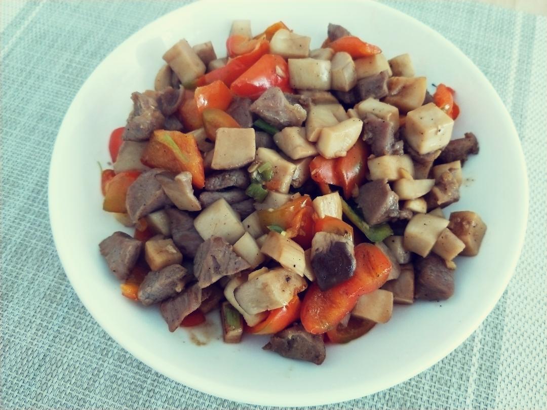 家常菜~杏鲍菇烧牛肉粒