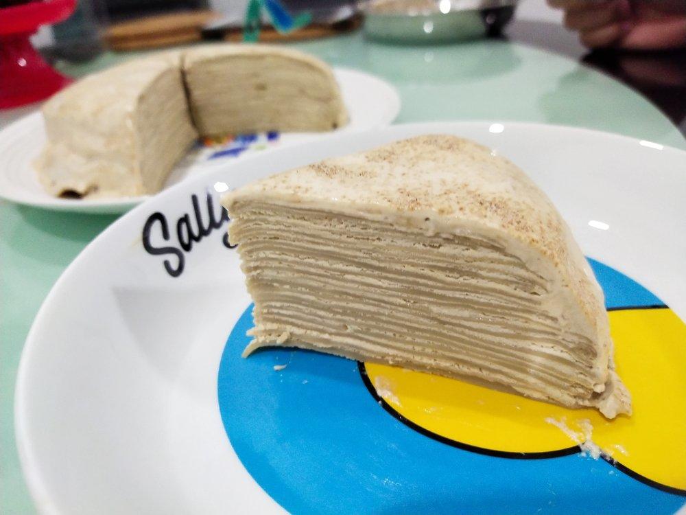 超薄的奶咖千层蛋糕