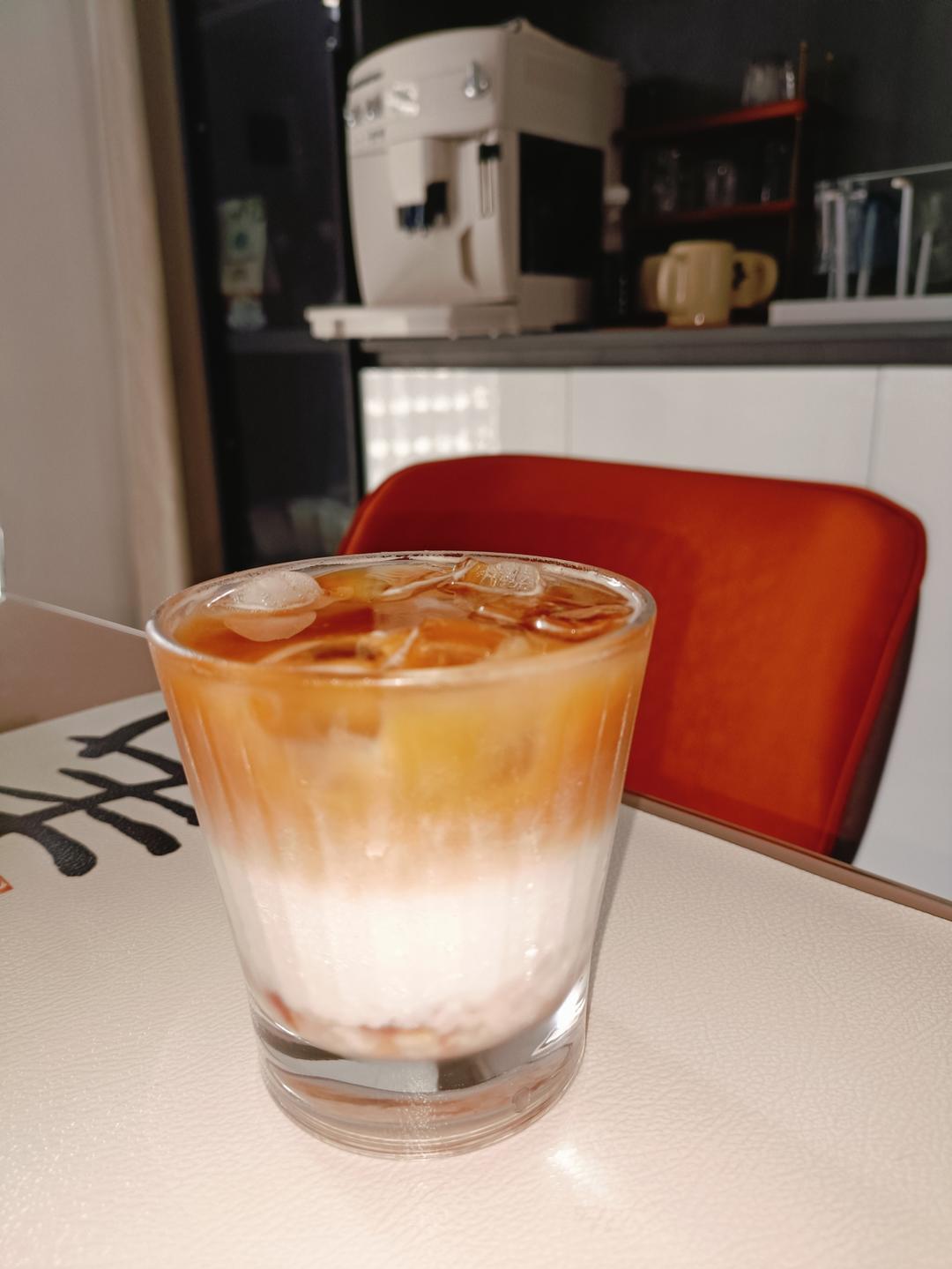 酒酿拿铁咖啡☕️一口上头，超好喝！