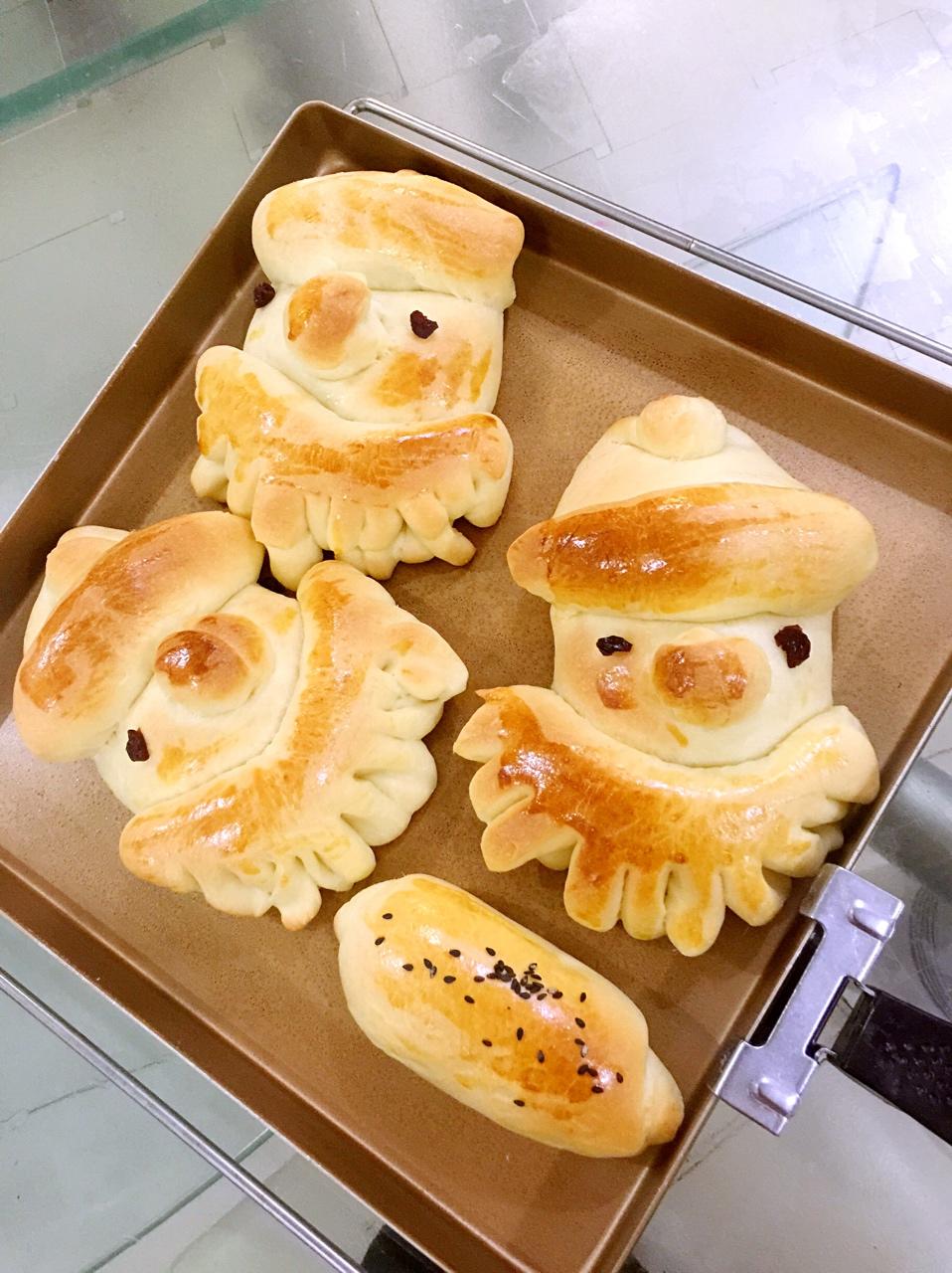 迷你圣诞老人面包