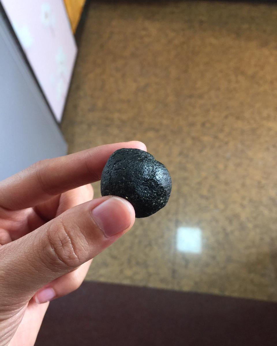 超简单乌发黑芝麻丸