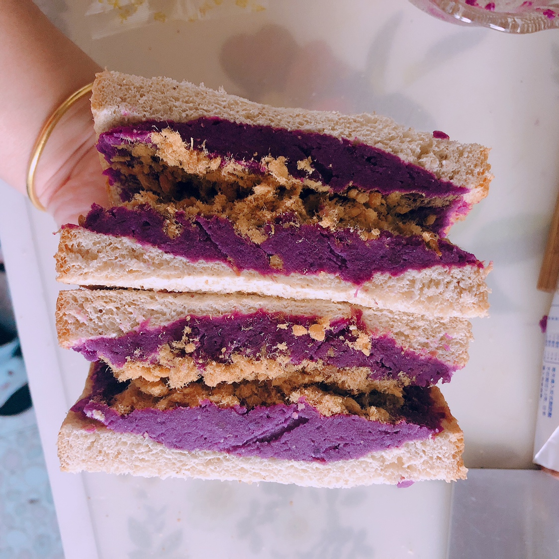 💭紫薯肉松三明治💭