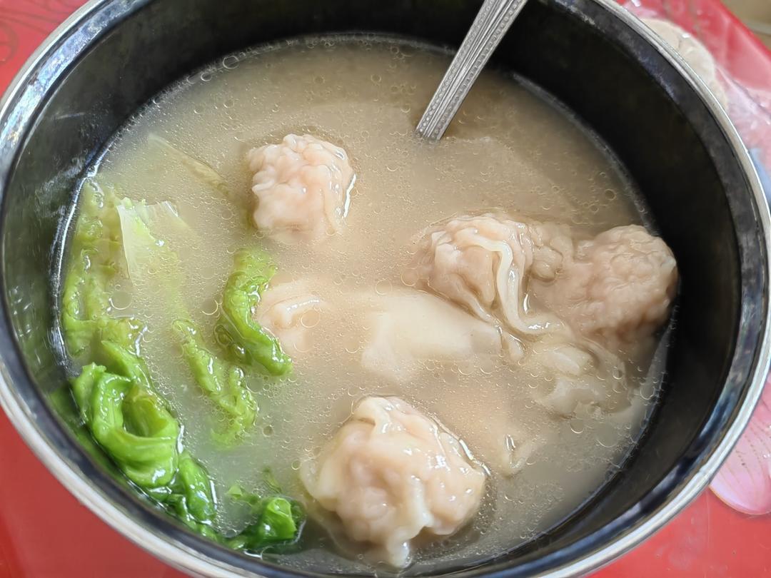 港式云吞面汤底简易做法