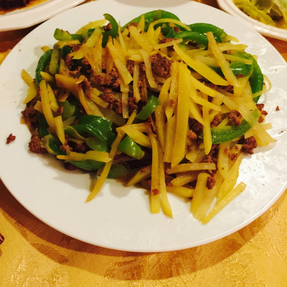 牛肉炒土豆