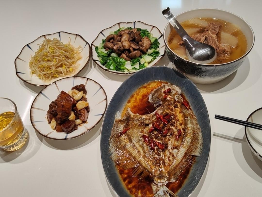 家庭聚餐