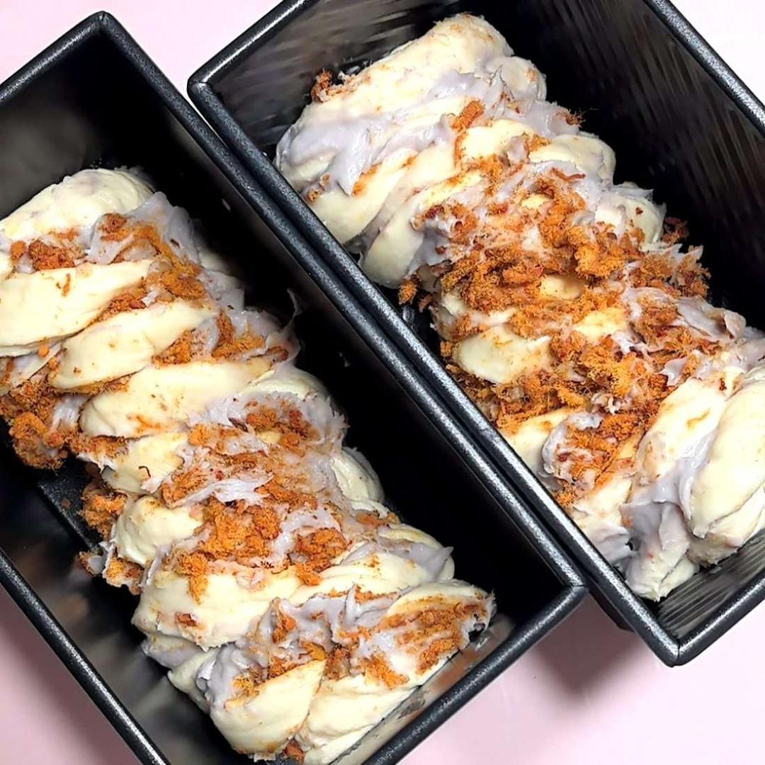 咸蛋黄肉松芋泥吐司🍞