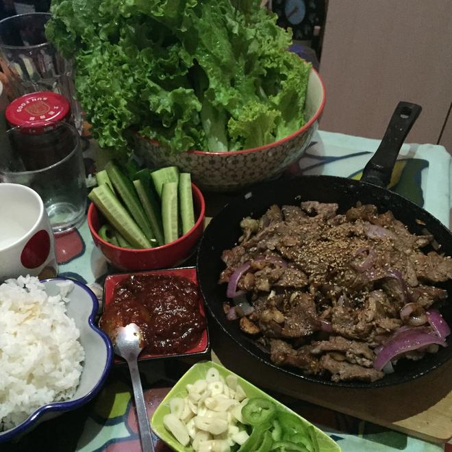 韩式生菜包肉的做法