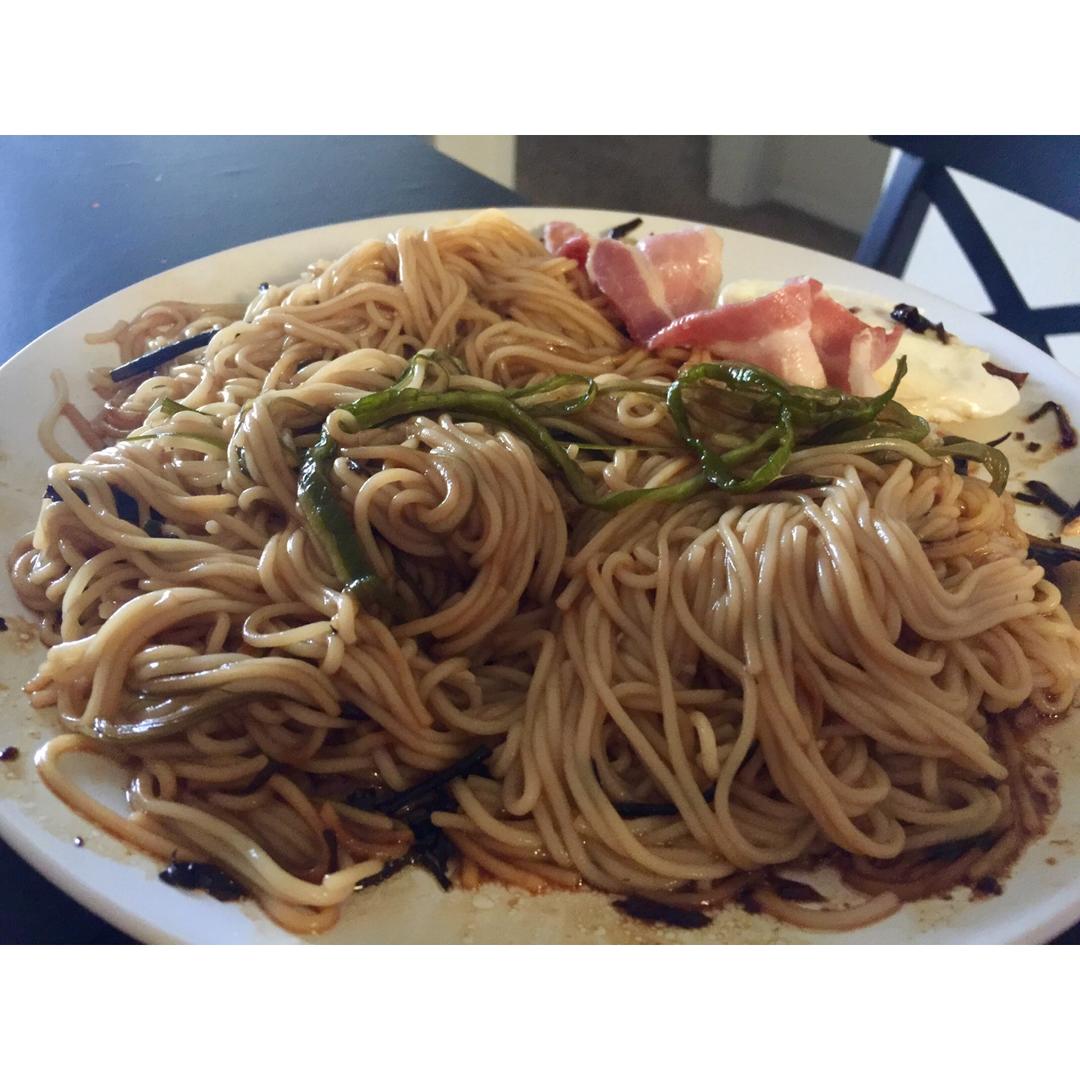 超简单家常葱油面