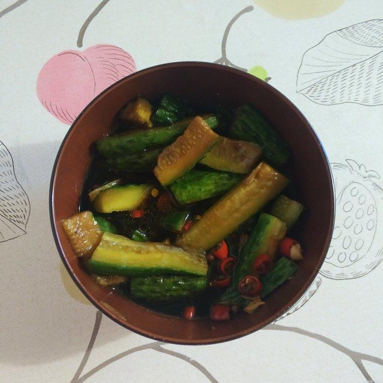 酸辣脆黄瓜条咸菜