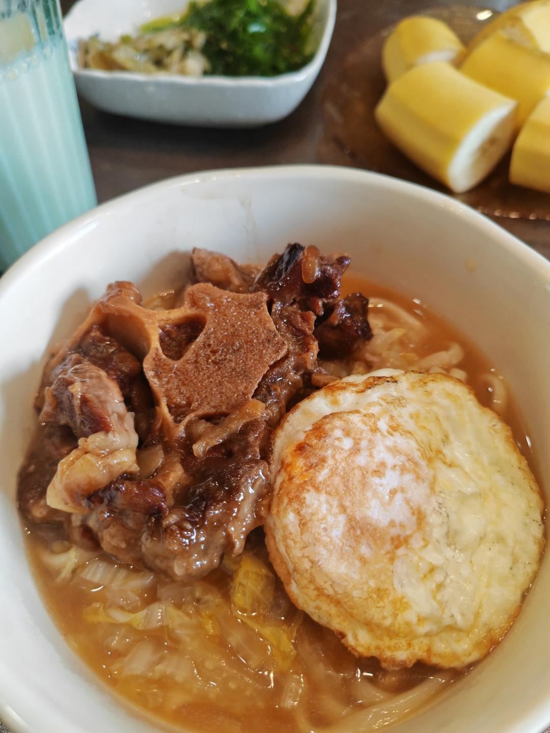 老少三代早餐