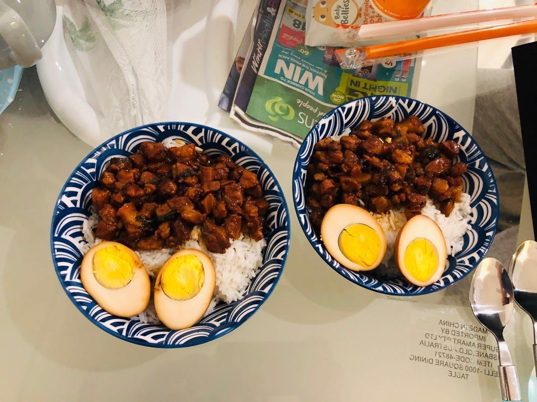 洋葱酥卤肉饭