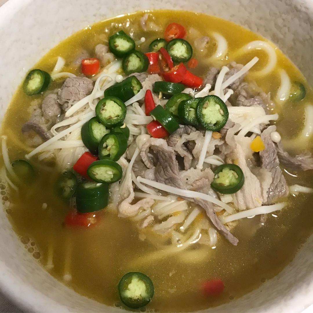 酸汤肥牛